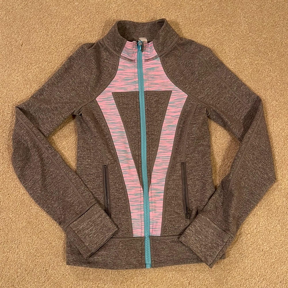 Ivivva zip jacket size 10 EUC